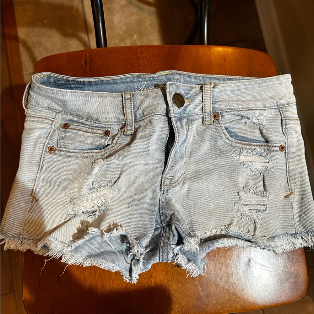 American Eagle Distressed Denim Women's Shorts